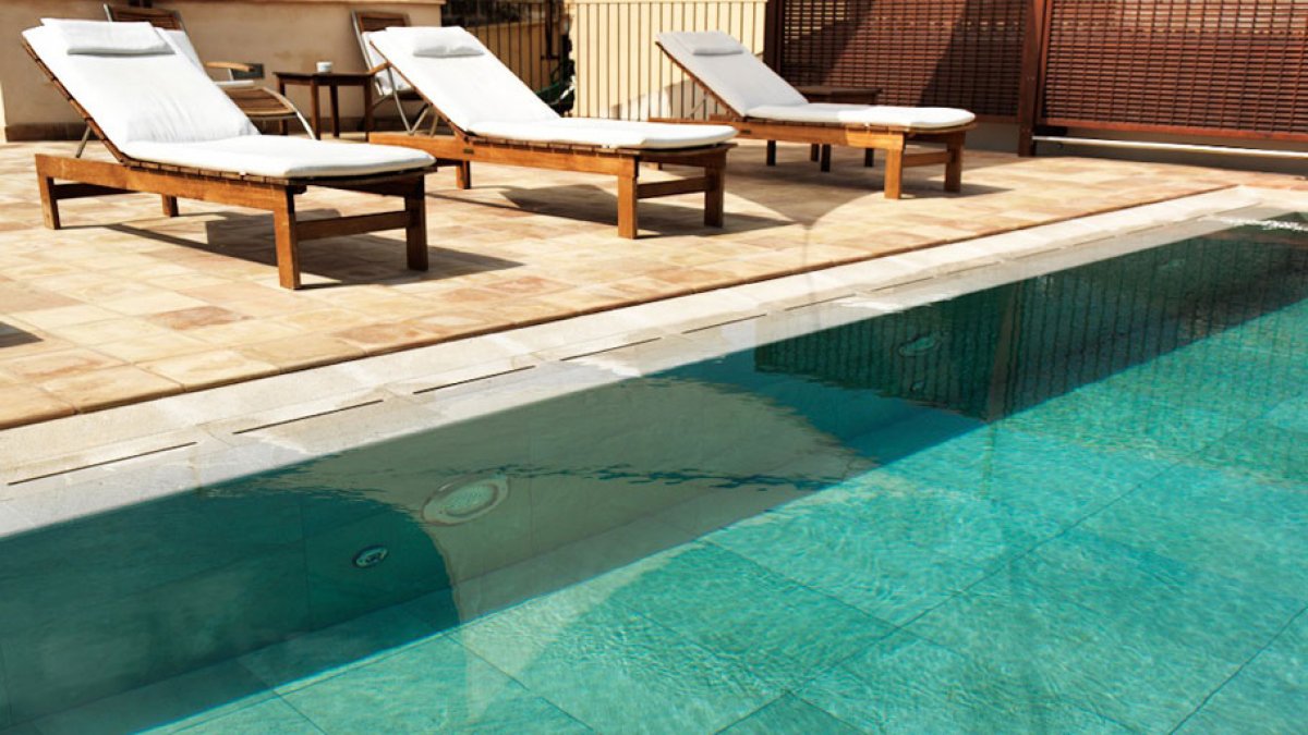 How to waterproof a swimming pool. Excellent quality materials by Butech
