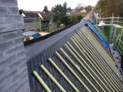 Insulation of tile or slate roofs, FOAMGLAS® in Sarking: an efficient, simple and economical solution
