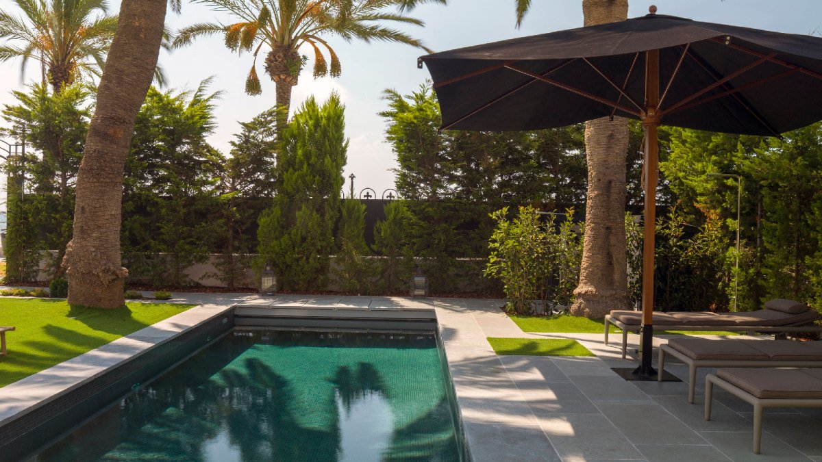 Trend: Swimming pools with natural inspiration that stand the test of time.
